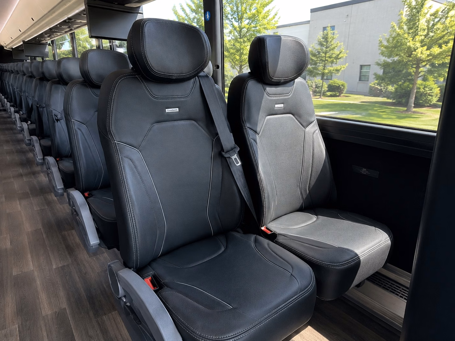 book a charter bus to lakewood amphitheatre and chastain park in atlanta