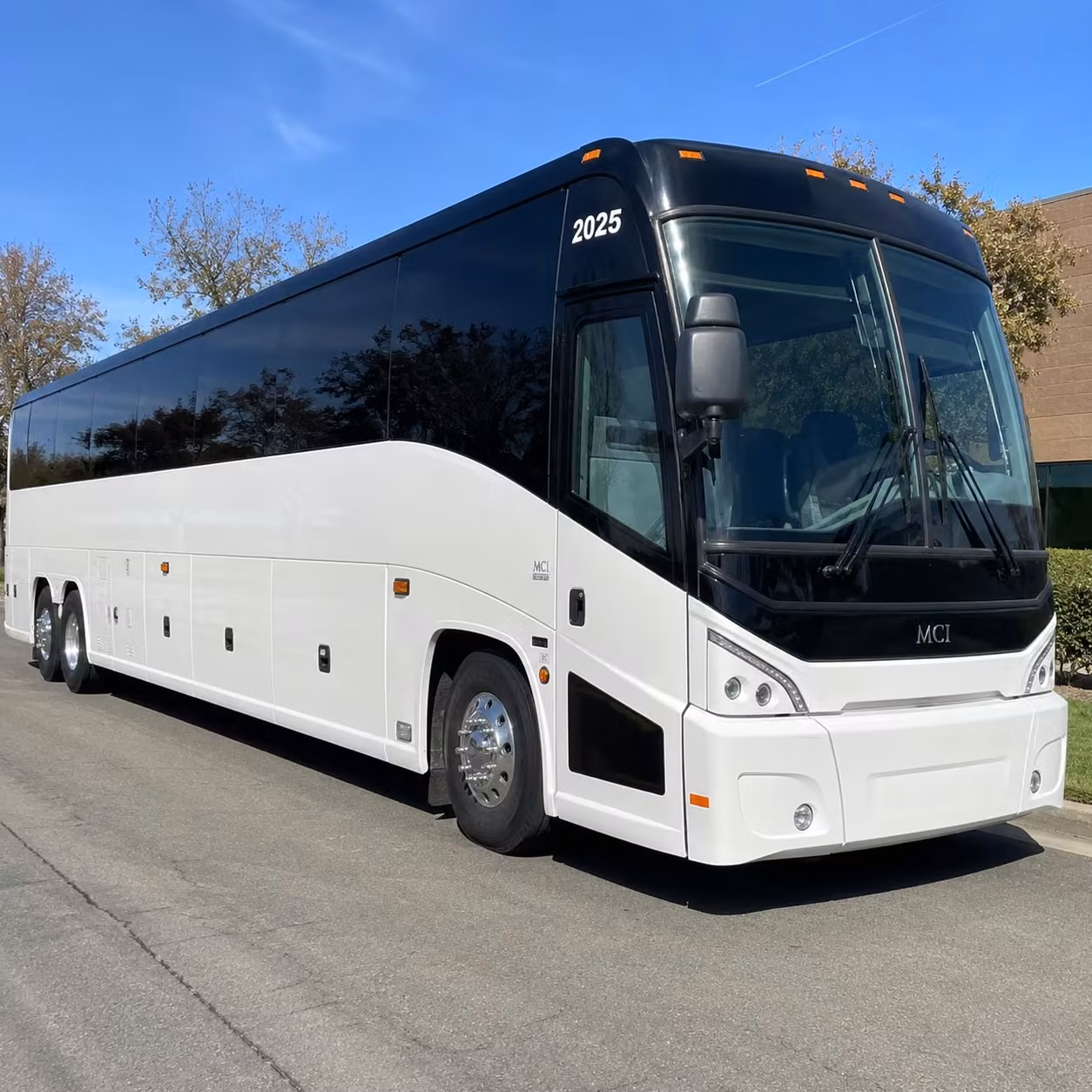 concert bus rentals for mercedes benz stadium events in atlanta