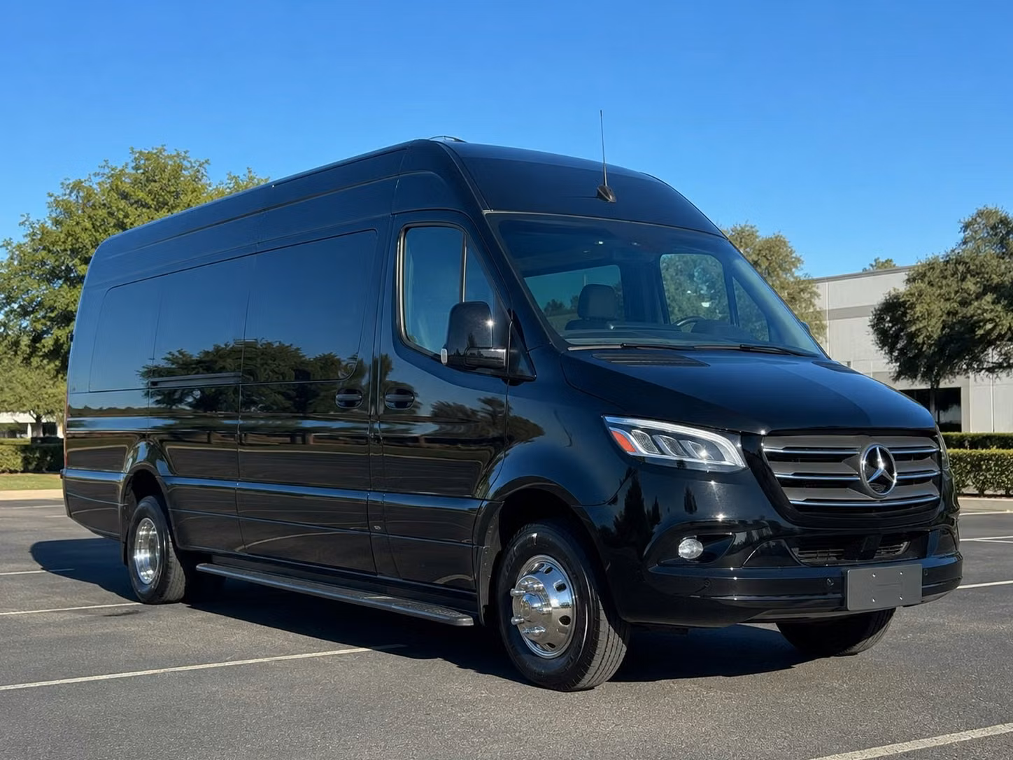 sprinter vans and executive options for atlanta prom pre parties and after parties